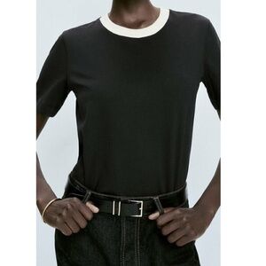 Massimo Dutti Women's Black and Cream Collar Short Sleeve Top L